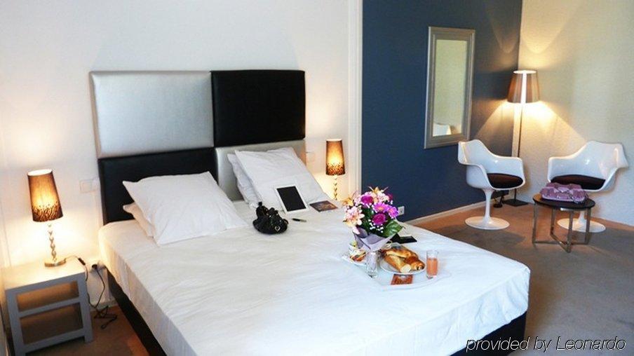 Yes Hotel Avinyon Dış mekan fotoğraf
