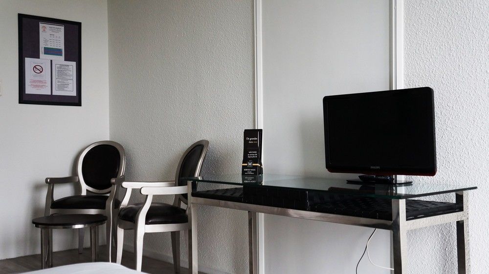 Yes Hotel Avinyon Dış mekan fotoğraf