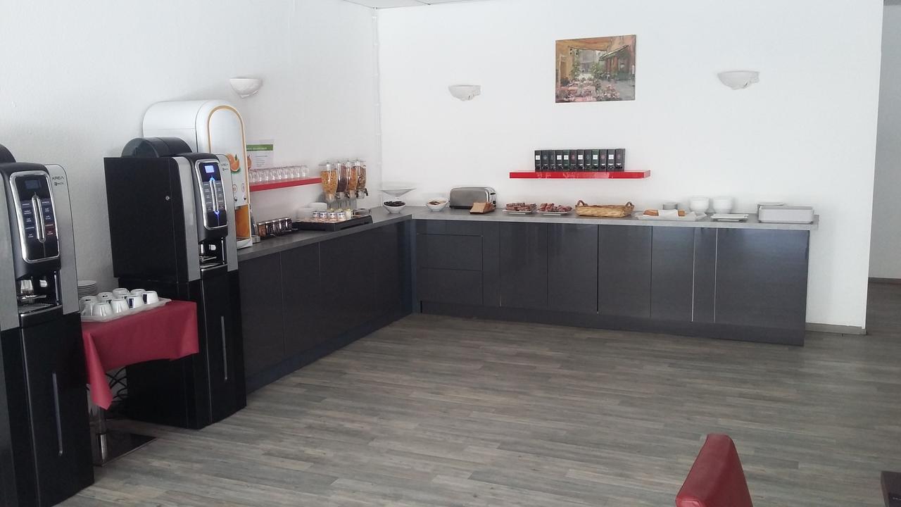 Yes Hotel Avinyon Dış mekan fotoğraf