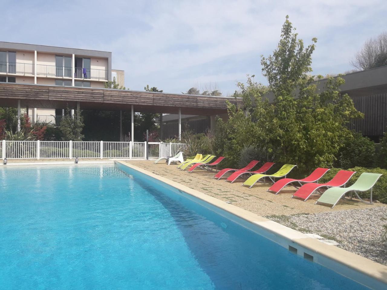 Yes Hotel Avinyon Dış mekan fotoğraf