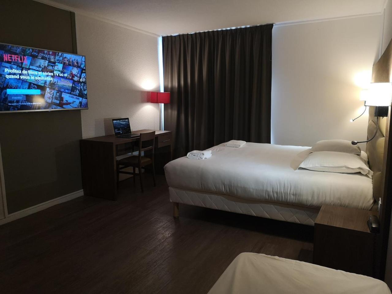 Yes Hotel Avinyon Dış mekan fotoğraf