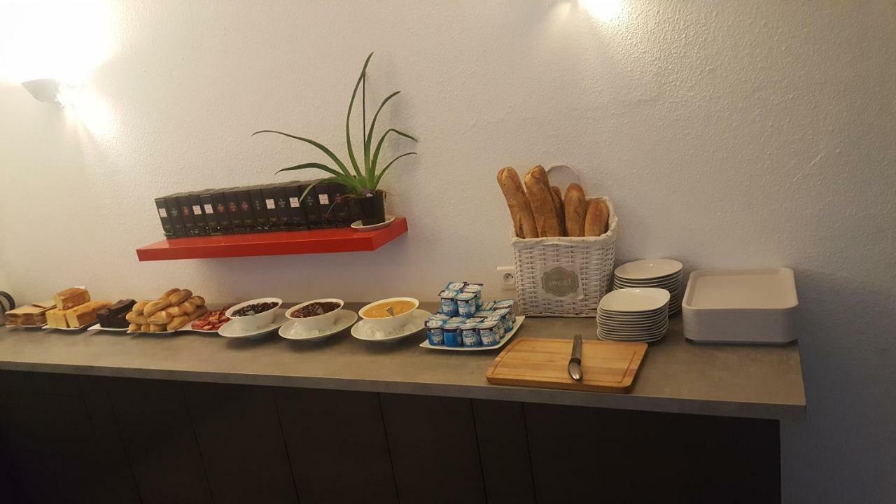 Yes Hotel Avinyon Dış mekan fotoğraf
